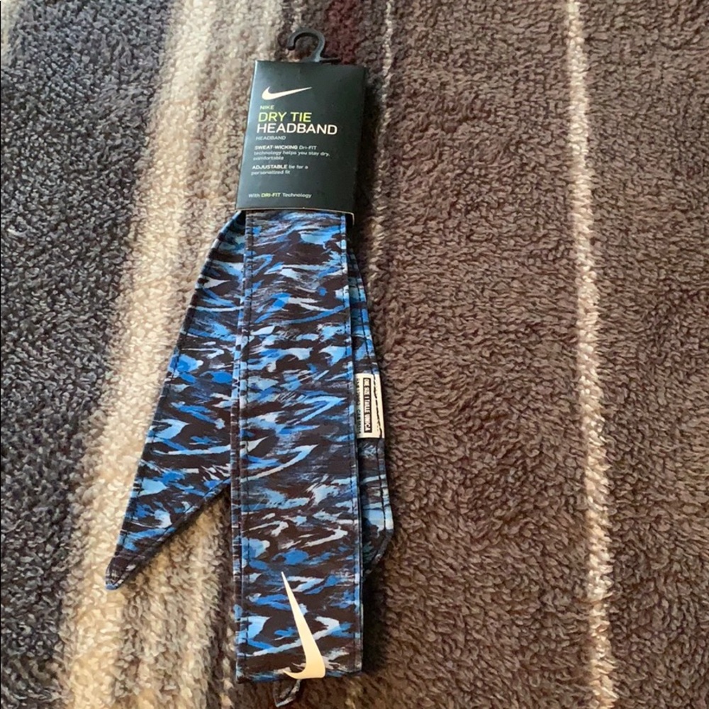 Nike Tie Headband